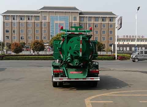 XZL5070GQW5型清洗吸污車