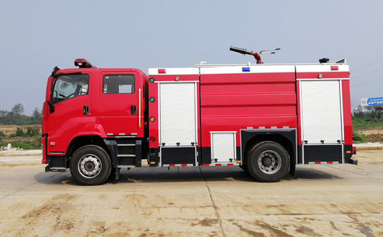 五十鈴6噸泡沫消防車簡(jiǎn)介